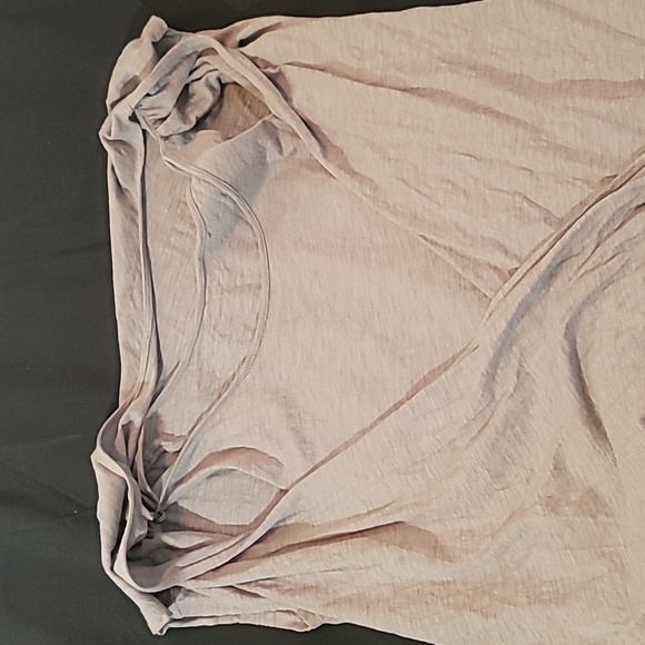 Eddie Bauer Gray Sleeveless Blouse Crossover W/Built in Tank Top Size Medium - Picture 11 of 15